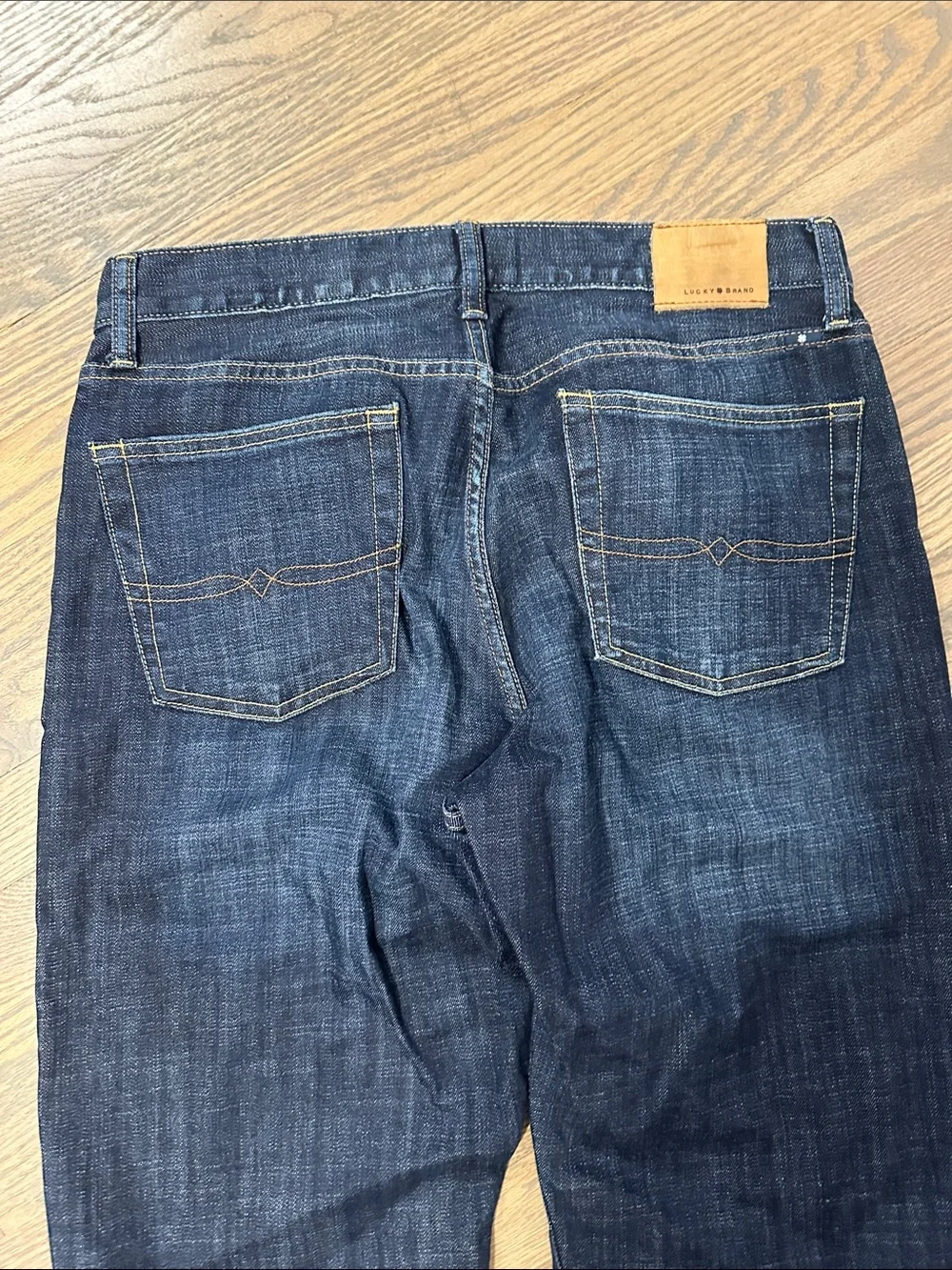 Lucky Brand classic straight
